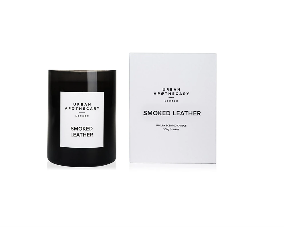 Urban Apothecary Smoked Leather свеча 300 gr. 2462